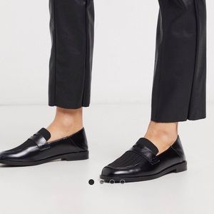 Stradivarius Knit Detail Loafer